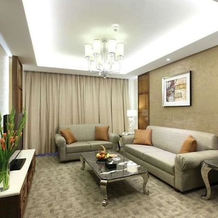 Huzhou International Hotel Екстериор снимка