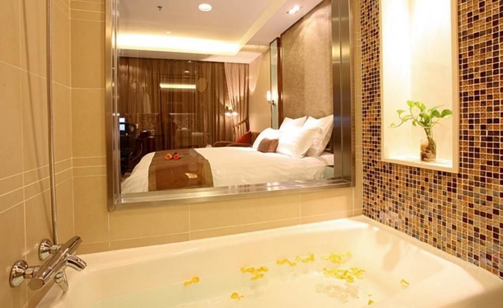 Huzhou International Hotel Екстериор снимка